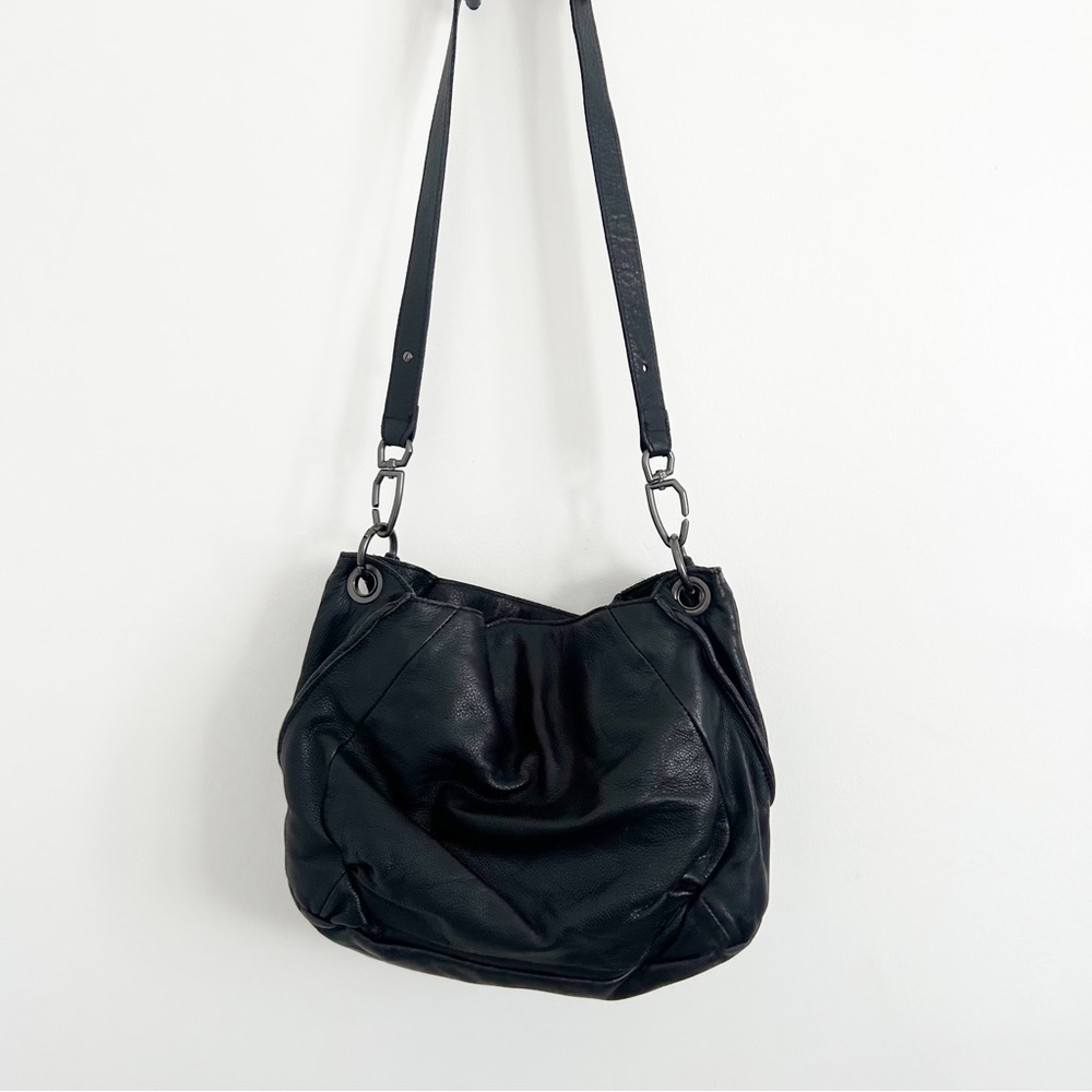 Liebeskin Berlin Black Genuine Leather Handbag - Picture 2 of 11